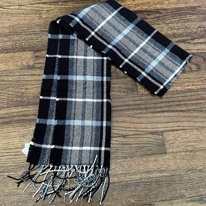 NWT - Navy Plaid Scarf